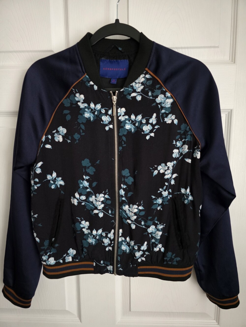 Aeropostale Floral Print Raglan Bomber Jacket Size Medium Athleisure